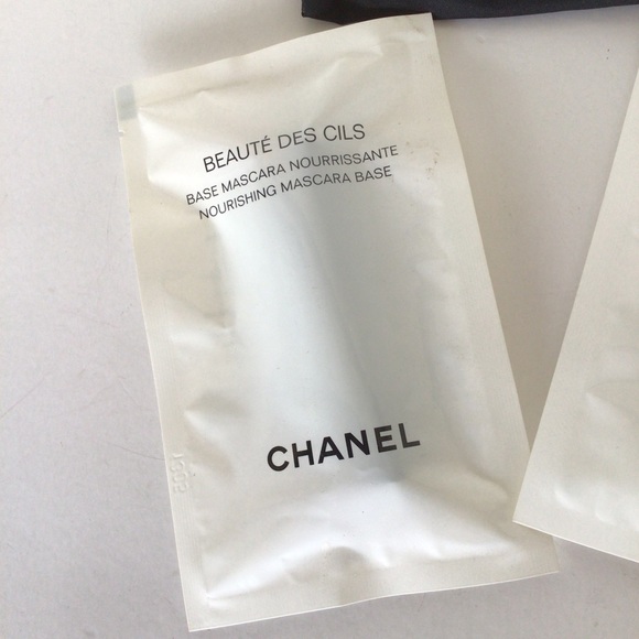 CHANEL TRAVEL SIZE MAKEUP BUNDLE AND POUCH NWT - Picture 3 of 7